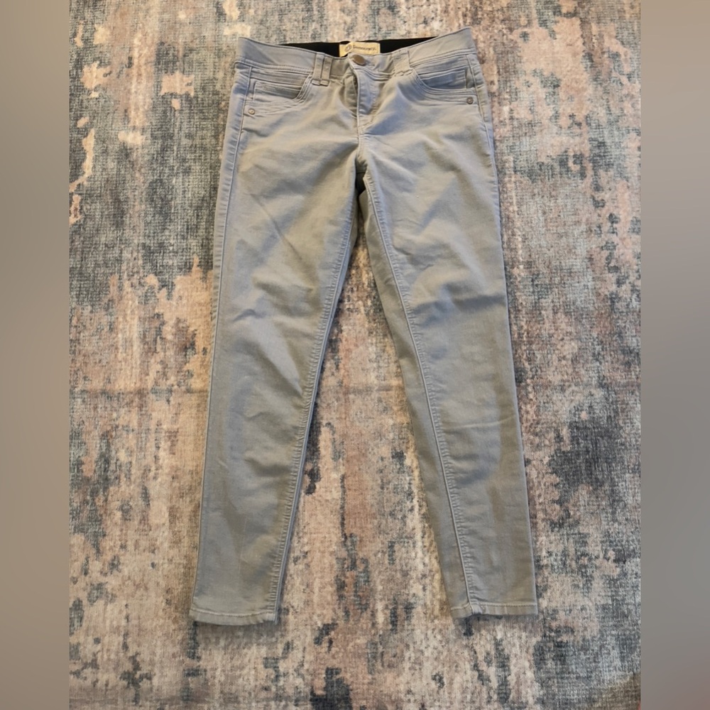Democracy "Ab Technology" Gray Jeans. Size 6.